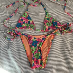 Frankie’s bikinis two piece extra small